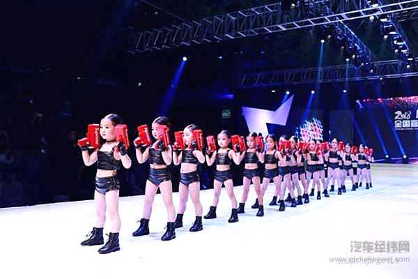 “车展钜惠 疯狂价临”2018贵阳汽车文化节盛大开幕