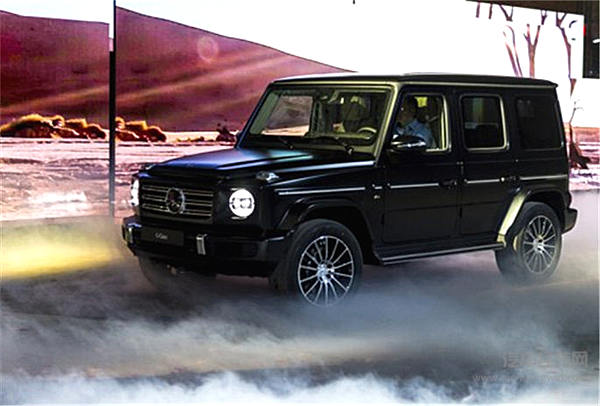 “琥珀”奔驰吸睛 全新大G亮相北美车展实力炫技