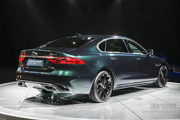 捷豹路虎双剑齐发耀动魔都 演绎“新现代豪华主义”