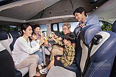 上汽大通MAXUS RG20专属“旅途会客厅”