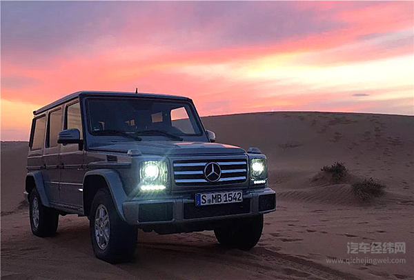 把不可能变为可能 梅赛德斯-奔驰G级越野车身怀绝技