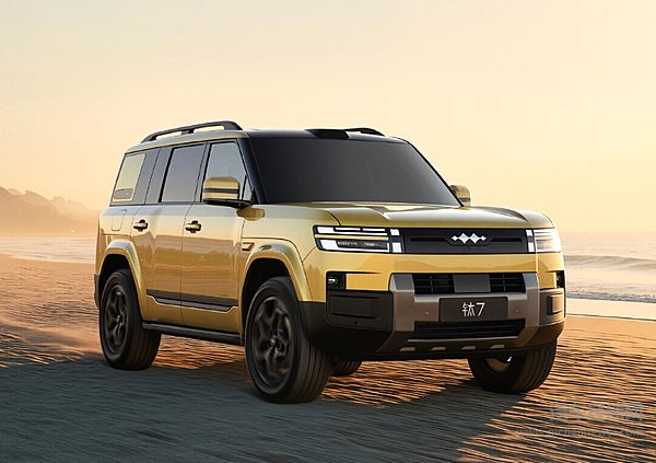 轻越野+方盒子 方程豹钛7与iCAR V27谁实力更强？