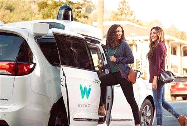 百度、Waymo、软银、博世，谁惊艳了2018年的自动驾驶？