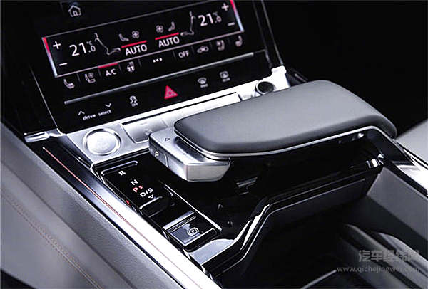 奥迪不想和奔驰、宝马玩了 特斯拉晋升“新玩伴”！