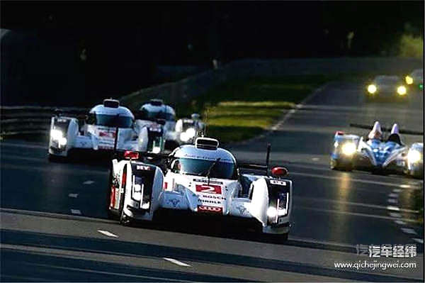 熬夜看世界杯算什么？通宵看这些车跑圈才是真男人！