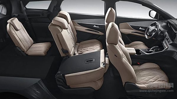 当国宝遇上国宝 新5008成都熊猫基地巡展等你来打卡