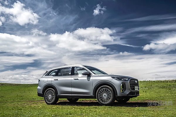 全自研旗舰SUV奇瑞瑞虎8L定档8月8日全球上市