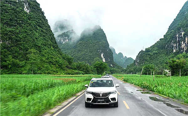 不恶搞！不侵权！中华V7就挂BMW发动机首试