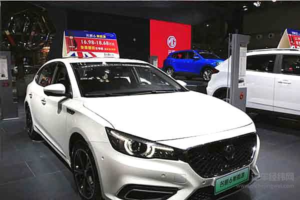 “潮流、震撼、精彩、吸睛”第八届重庆车博会嗨翻山城