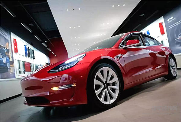 马斯克亲临现场！特斯拉上海超级工厂正式动工！年产目标50万辆！