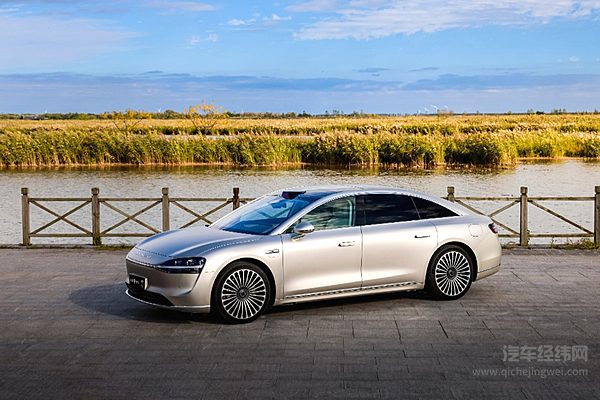 换装增程式电动 享界S9增程版能否攻占30万级轿车市场？