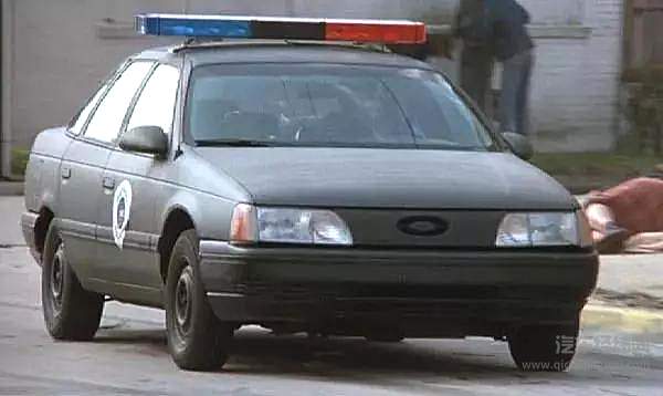 这款金牛座还出现在了《机械战警》里