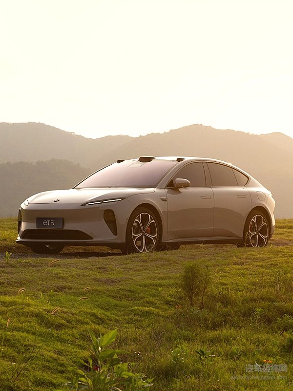 换电站、智能化持续进步 蔚来的技术如何与产品结合？