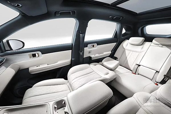 入门即高配 预售价10.28万元起 五菱星光S预售开启