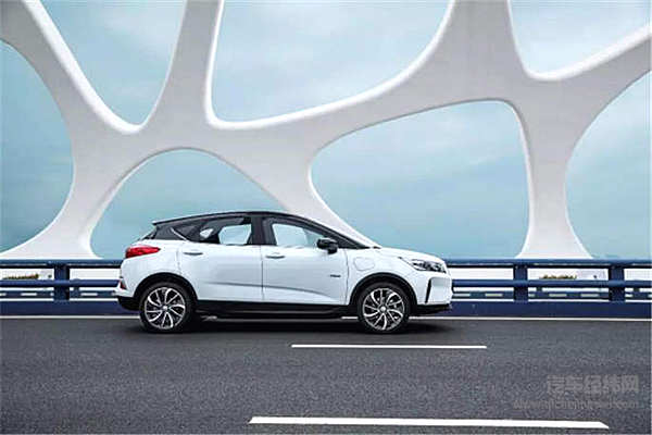 破解销量停滞魔咒 帝豪GSe长续航版够诚意！