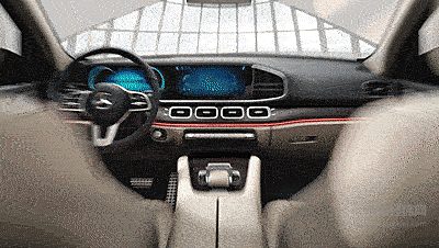 “全擎时代 星电共耀”梅赛德斯-奔驰携全新EQC纯电SUV夺目亮相上海国际车展