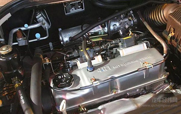 有的车发动机舱看起来“空空荡荡”，真是偷工减料了吗？