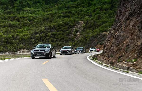 东风风神奕炫MAX下线！预售价9.79万元起