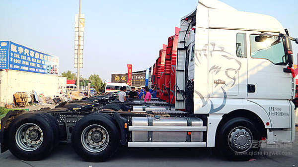 汕德卡百万英雄车现身苏州 明星赛手验证“进口替代”实力