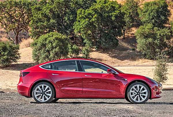 亏损继续扩大，但特斯拉说：稳住，我们能赢