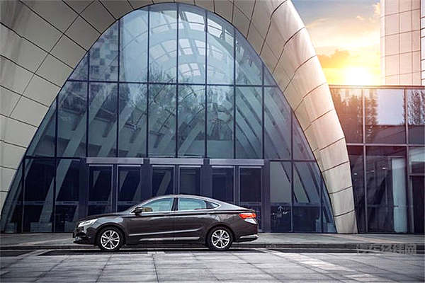 博瑞GE 13.68万起售 仅仅是换黑标这么简单？！