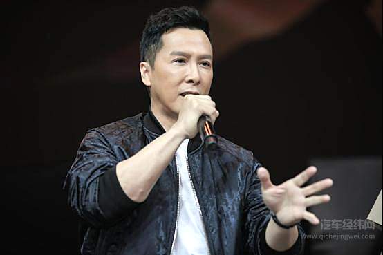 甄子丹携手陆上最强长城皮卡航母战队 燃爆2021上海车展