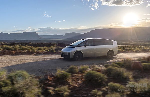 理想MEGA已正式下线 3月11日开启全国交付