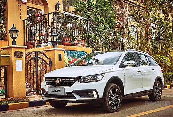 夏利被雪藏 骏派能否顺利接棒？