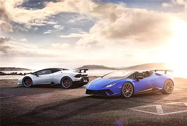 兰博基尼全新敞篷跑车首发 百公里加速仅需3.1秒