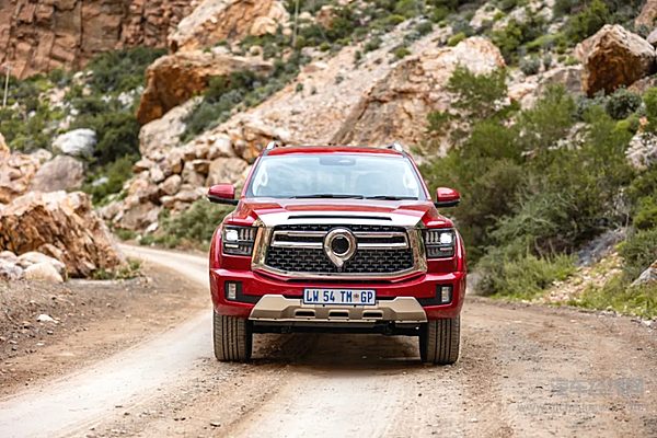 长城山海炮HEV荣获南非年度皮卡大赛总冠军