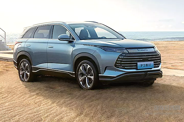 比亚迪护卫舰07 上市20.28万元起售 是否取代比亚迪唐成为新爆款？