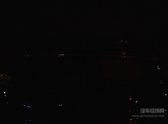 全新奥迪A8L不仅“玩灯”还“玩屏” 这是要“闪瞎”的节奏么？！