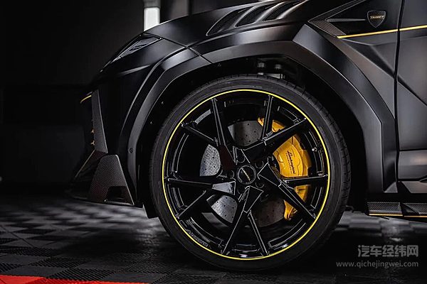 兰博基尼URUSMANSORY定制版