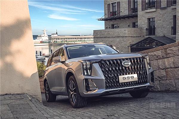 “混动化+智能化”双核驱动 全新第二代GS8上市