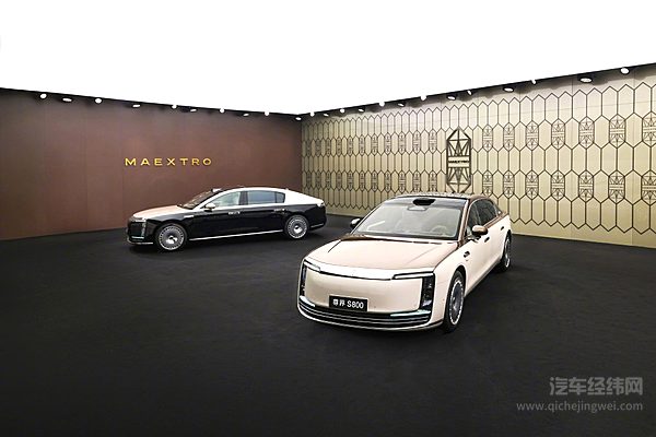 鸿蒙智行双旗舰焕新 尊界S800新款预售/全新问界 M9上市