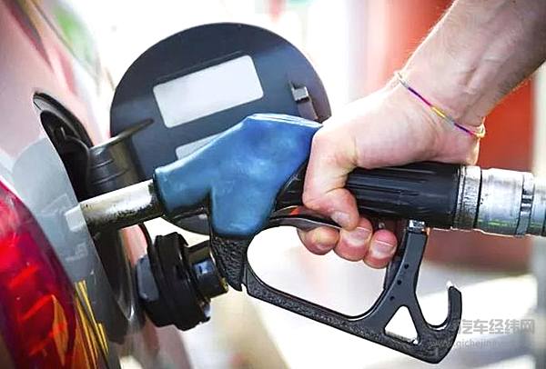 小型SUV凭啥卖的好，还不是因为它！