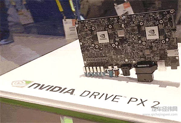 你跟特斯拉说安全，马斯克却跟你讲芯片