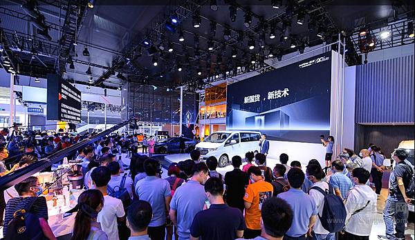 瑞风汽车强势登陆成都车展 新国货典范之路宣告开启