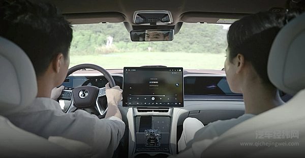 享界S9T实力强悍 腾势Z9GT能否挑战？