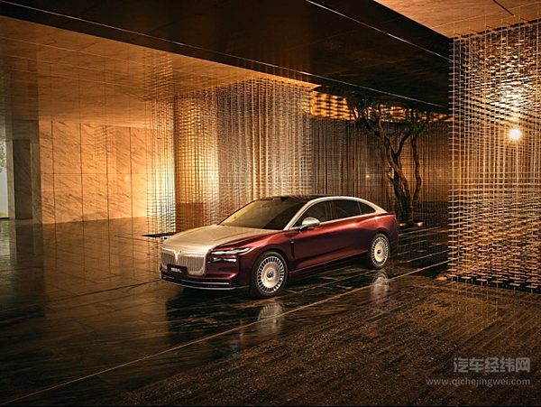 2026款岚图梦想家：没有里程焦虑的MPV预售开启！预售价38.99万起