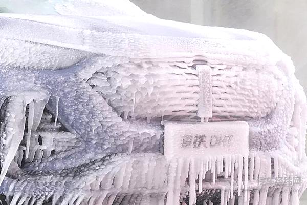 再降3000只是省钱起点 魏牌拿铁DHT上市15.98万元起