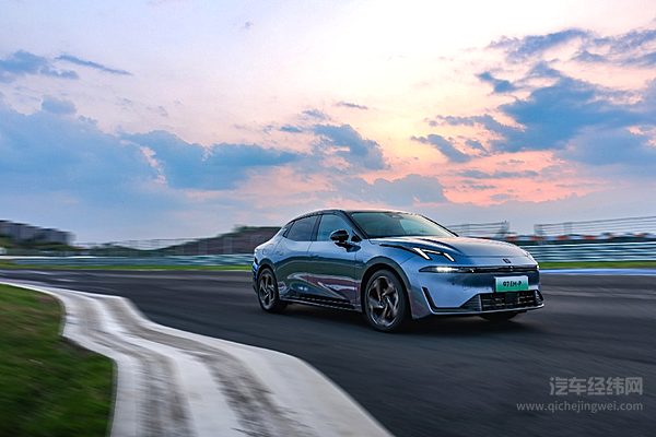 海豹07 DM-i成热门 领克07有没有胜算？