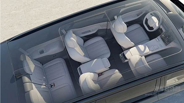 蔚来全新ES8宽敞的车内空间 舒适得不像个SUV？