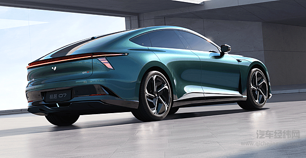 30万元内中大型纯电轿车对决 极越07与极氪001谁表现更好？