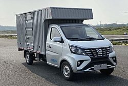 长安轻型商用车长安星卡EV 2024款舒适型 60kw 4X2.98米 厢式单排纯电动微卡载货车 (SC5022XXYDEARBEV)38.64kwh