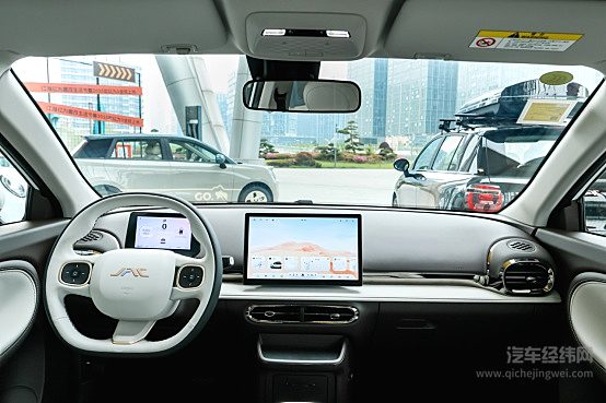 年轻人的第一台车 为什么绕不开2025款钇为3？