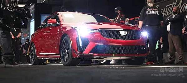 出售所得将用于慈善 CT5-V BLACKWING以26.5万美元成交