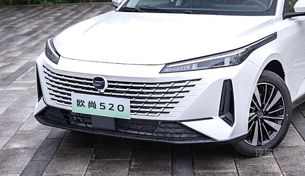 长安与宁德时代合作进阶 欧尚520首车亮相