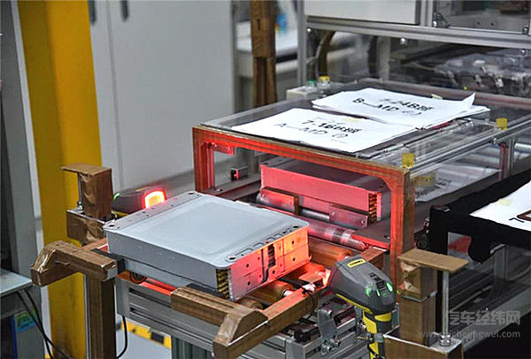 顶级流量也怕引火上身？