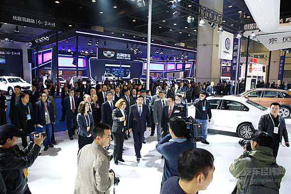 专业观众预登记通道开启，2018新能源车展约定你！